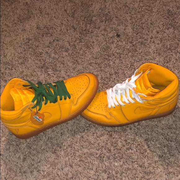 Nike air jordan 1 retro high og orange
